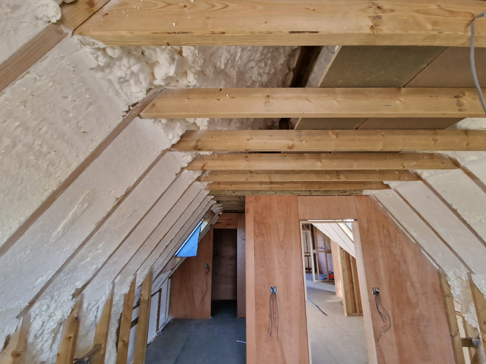 Purios F filling a timber-frame wall cavity